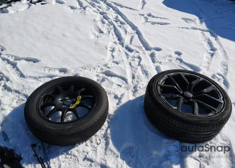 2021 Land Rover Range Rover Sport Svr/Svr Carbon Edition from USA, damaged, VIN SALWZ2RE2MA765097